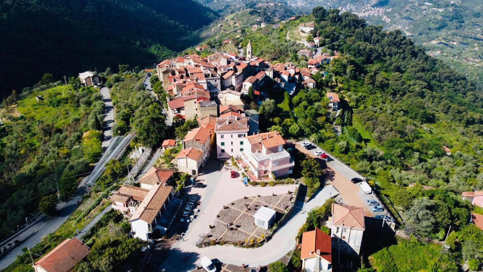 Agriturismo Monaci Templari Seborga Luaran gambar