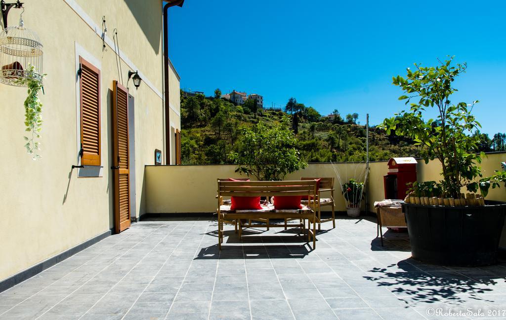 Agriturismo Monaci Templari Seborga Luaran gambar
